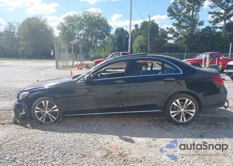 2015 Mercedes-Benz C 300 4Matic from USA, damaged, VIN 55SWF4KB0FU014925